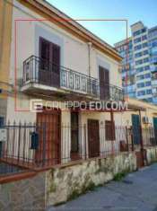 Foto Abitazione di tipo economico di 114 mq  in vendita a Palermo - Rif. 4460888