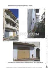 Foto Abitazione di tipo economico di 134 mq  in vendita a Mileto - Rif. 4461834
