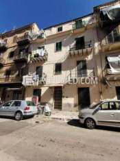 Foto Abitazione di tipo economico di 98 mq  in vendita a Palermo - Rif. 4462234