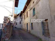 Foto Abitazione di tipo economico in vendita a Sumirago - Rif. 4464279