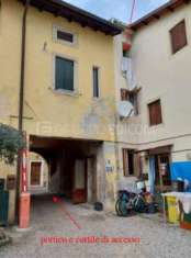 Foto Abitazione di tipo popolare di 127 mq  in vendita a Vittorio Veneto - Rif. 4460788