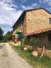 Foto Antico casale con azienda agricola a San Gimignano (Si)