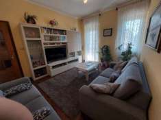 Foto Appartamento di 120 m con 5 locali in vendita a Asti