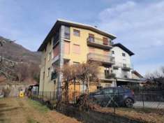 Foto Appartamento di 146 m con 4 locali in vendita a Montagna in Valtellina