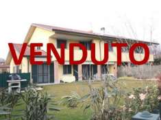Foto Appartamento di 3 locali con giardino a Montevecchia