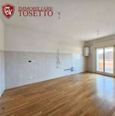 Foto Appartamento di 95 m con 3 locali in vendita a Vicenza