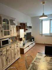 Foto Appartamento in Vendita, 2 Locali, 65 mq (Carrara)