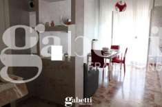 Foto Appartamento in vendita a Canosa Di Puglia - 3 locali 90mq