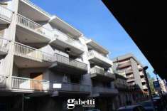Foto Appartamento in vendita a Canosa Di Puglia - 6 locali 155mq