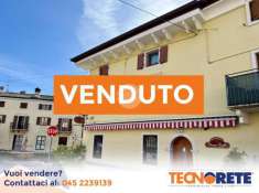 Foto Appartamento in vendita a Caprino Veronese