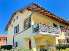 Foto Appartamento in vendita a Castelnuovo Del Garda