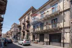 Foto Appartamento in vendita a Catania - 20 locali 370mq