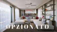 Foto Appartamento in vendita a Desenzano Del Garda - 3 locali 116mq