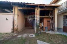 Foto Appartamento in vendita a Frossasco - 9 locali 216mq