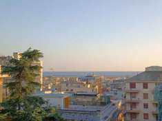 Foto Appartamento in vendita a Genova - 3 locali 120mq