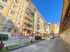 Foto Appartamento in vendita a Giugliano In Campania - 4 locali 120mq