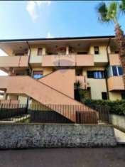 Foto Appartamento in vendita a Gravina Di Catania - 5 locali 200mq