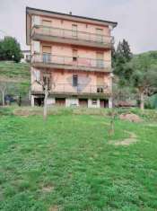 Foto Appartamento in vendita a Lumarzo