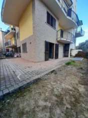 Foto Appartamento in vendita a Monte Urano - 5 locali 183mq