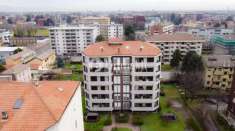 Foto Appartamento in vendita a Monza - 3 locali 105mq