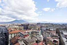 Foto Appartamento in Vendita a Napoli via annunziata