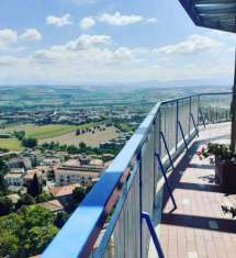 Foto Appartamento in Vendita a Osimo Via Leopardi