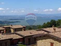 Foto Appartamento in vendita a Passignano Sul Trasimeno - 3 locali 70mq