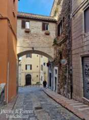 Foto Appartamento in vendita a Perugia - 5 locali 95mq
