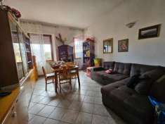 Foto Appartamento in vendita a Piombino - 4 locali 78mq
