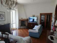 Foto Appartamento in vendita a Pistoia - 5 locali 130mq