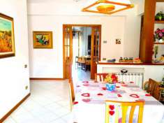 Foto Appartamento in vendita a Poggibonsi 113 mq  Rif: 668452