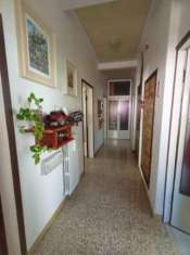 Foto Appartamento in vendita a Pontedera - 5 locali 130mq