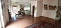 Foto Appartamento in vendita a Reggio Calabria - 4 locali 198mq