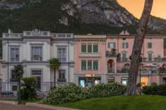 Foto Appartamento in vendita a Riva Del Garda - 4 locali 150mq