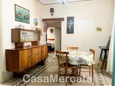 Foto Appartamento in Vendita a Rocca di Papa Via Leonida Montanari