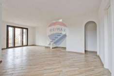 Foto Appartamento in vendita a Roma - 5 locali 161mq