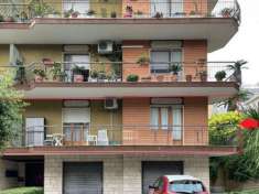 Foto Appartamento in vendita a San Benedetto Del Tronto - 6 locali 107mq