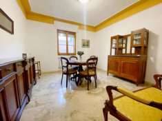 Foto Appartamento in vendita a Sassari - 5 locali 170mq