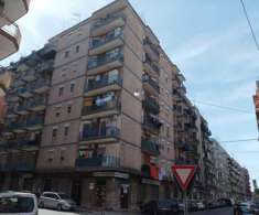 Foto Appartamento in vendita a Taranto - 4 locali 133mq