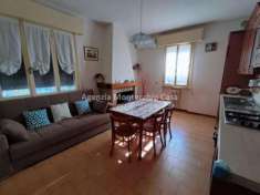 Foto Appartamento in vendita a Vallefoglia - 5 locali 143mq