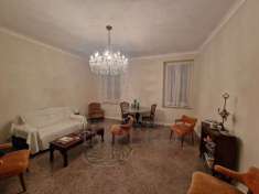 Foto Appartamento in Vendita a Ventimiglia Via Camillo Benso Conte di Cavour