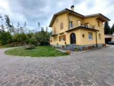 Foto Arezzo vendesi villa 10 vani 260 Mq