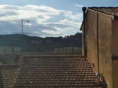 Foto BARBERINO DI MUGELLO 5 VANI SERVIZIO RIPOSTIGLI SOPPALCO