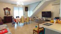 Foto Casa indipendente di 150 m con 5 locali in vendita a Chioggia