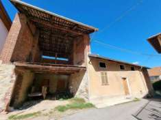 Foto Casa indipendente di 290 m con pi di 5 locali e box auto doppio in vendita a Cossato