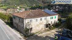 Foto Casa indipendente in vendita a Camaiore