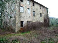 Foto Casa indipendente in Vendita a Capannori Segromigno in Monte