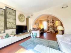 Foto Casa indipendente in vendita a Carmignano