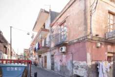 Foto Casa indipendente in vendita a Catania - 6 locali 180mq