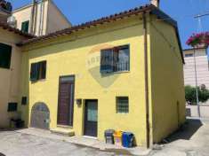 Foto Casa indipendente in vendita a Foligno - 3 locali 125mq
